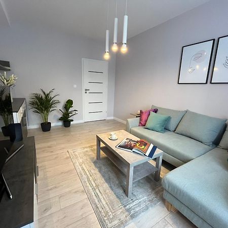 Apartament Sunrise تشينستوخوفا المظهر الخارجي الصورة